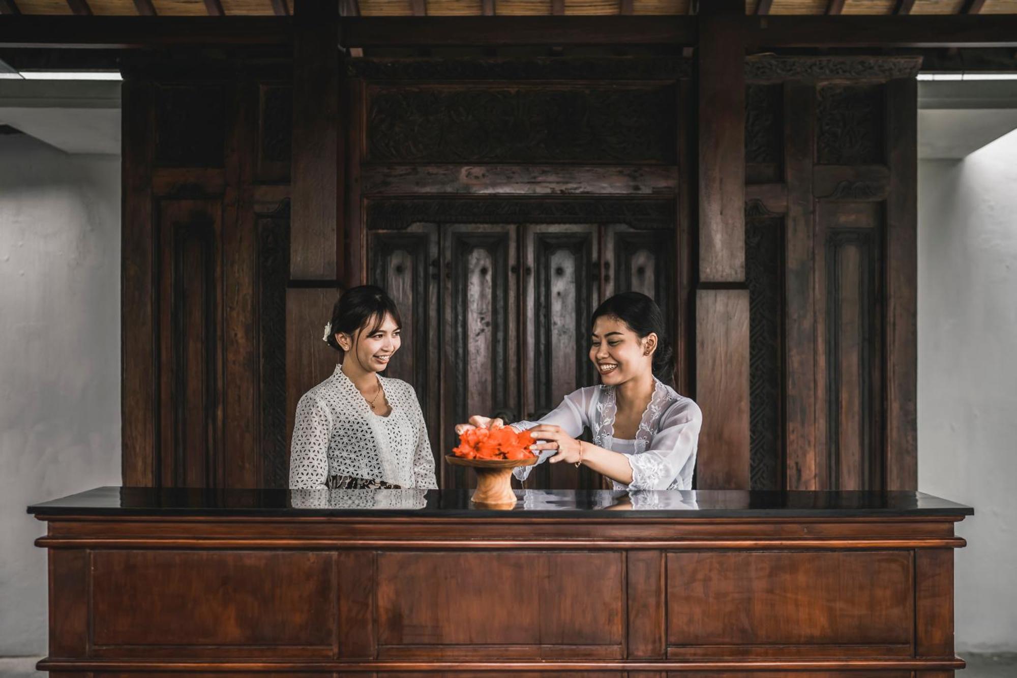 Aradhana Villas By Ekosistem Canggu Buitenkant foto